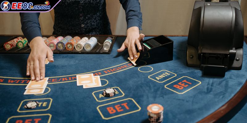 Baccarat thử thách trí tuệ, cơ hội làm giàu trong tầm tay